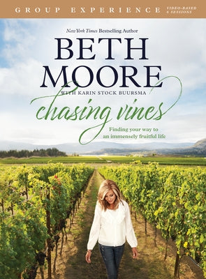 Chasing Vines Group Experience: Finding Your Way to an Immensely Fruitful Life Paperback Tyndale Momentum
