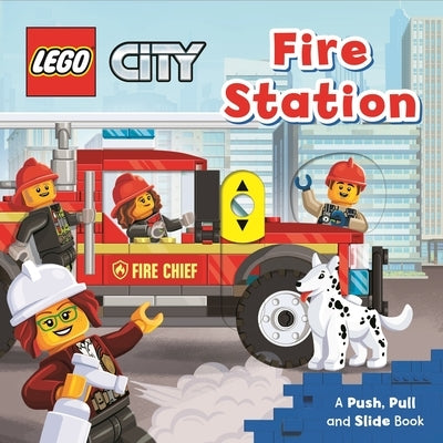 Lego(r) City. Fire Station: A Push, Pull and Slide Book Board Book MacMillan Children's Books