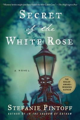 Secret of the White Rose Paperback St. Martins Press-3PL