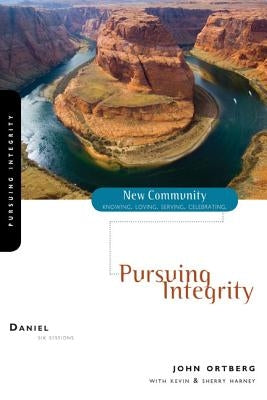 Daniel: Pursuing Integrity Paperback Harperchristian Resources