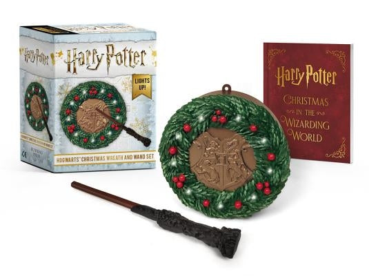 Harry Potter: Hogwarts Christmas Wreath and Wand Set: Lights Up! Paperback Rp Minis