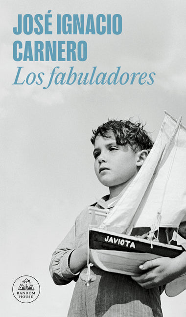Paperback of Los Fabuladores by Literatura Random House featuring colorful cover art and the book's title text.