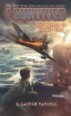 Paperback of "I Survived the Battle of D-Day, 1944" by Thorndike Striving Reader with cover image featuring historical wartime scene.