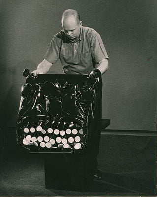 Claes Oldenburg: Writing on the Side 1956-1969 Paperback Museum of Modern Art